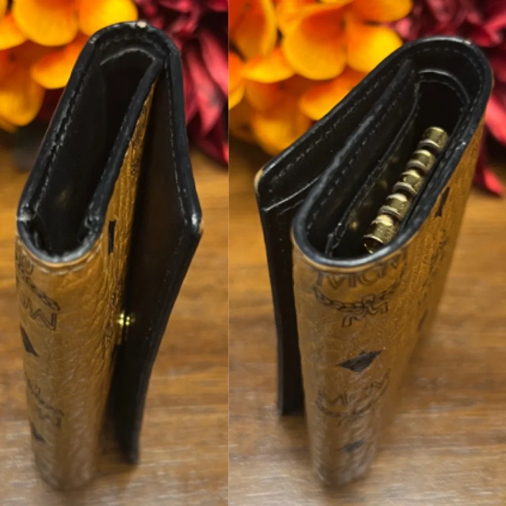 Authentic MCM Cognac 6-Keyholder - EUC - Picture 3 of 9